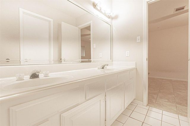 13103 Rincon Drive, Houston, TX 77077