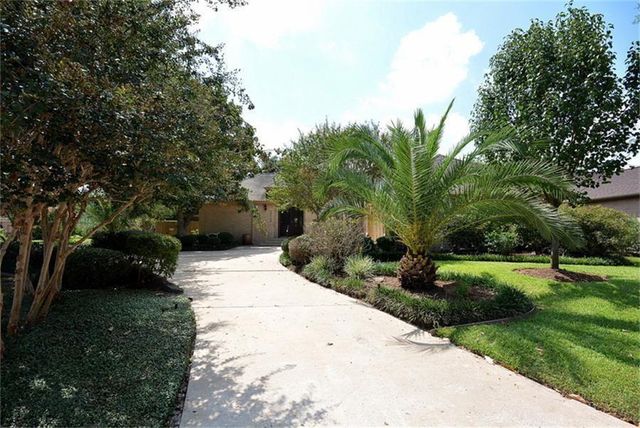 13103 Rincon Drive, Houston, TX 77077