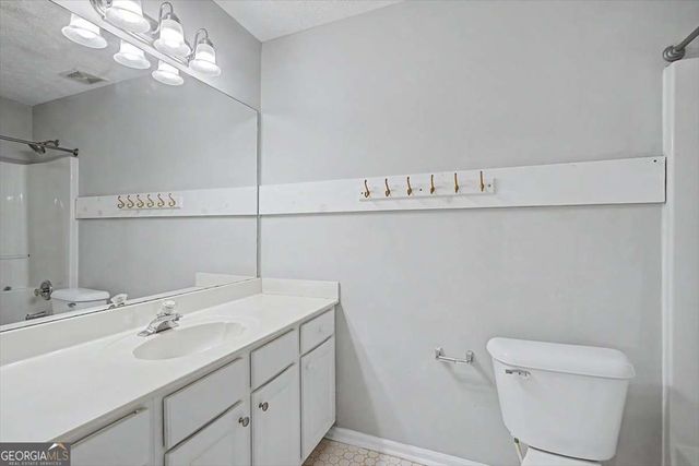 665 Peachtree Trail Drive, Suwanee, GA 30024