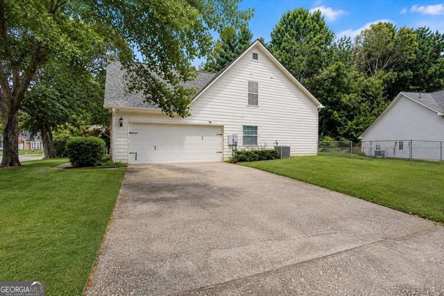 665 Peachtree Trail Drive, Suwanee, GA 30024
