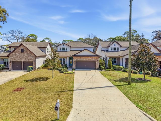 131 SE Magnolia Avenue, Fort Walton Beach, FL 32548