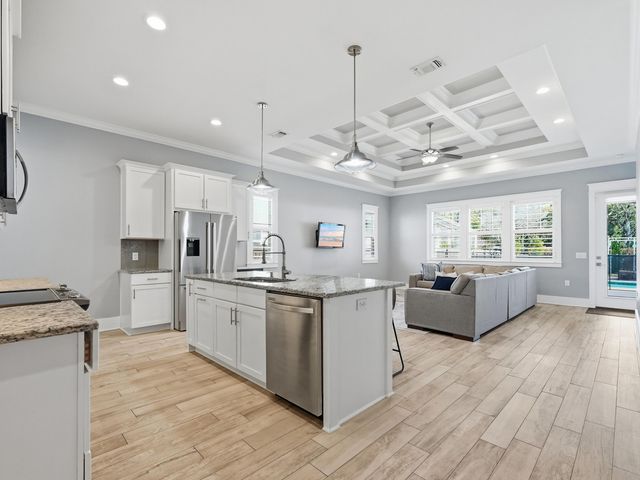 131 SE Magnolia Avenue, Fort Walton Beach, FL 32548