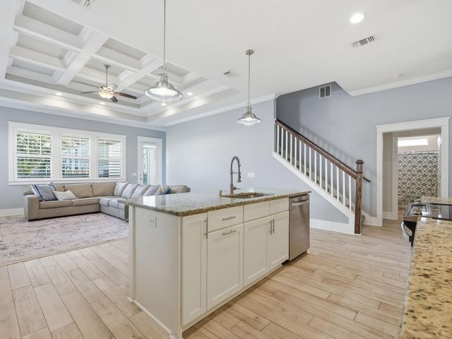 131 SE Magnolia Avenue, Fort Walton Beach, FL 32548