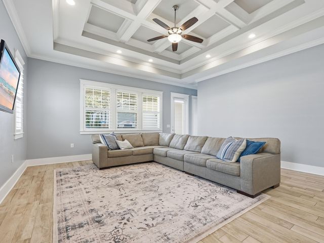 131 SE Magnolia Avenue, Fort Walton Beach, FL 32548