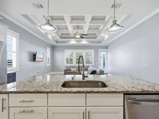 131 SE Magnolia Avenue, Fort Walton Beach, FL 32548