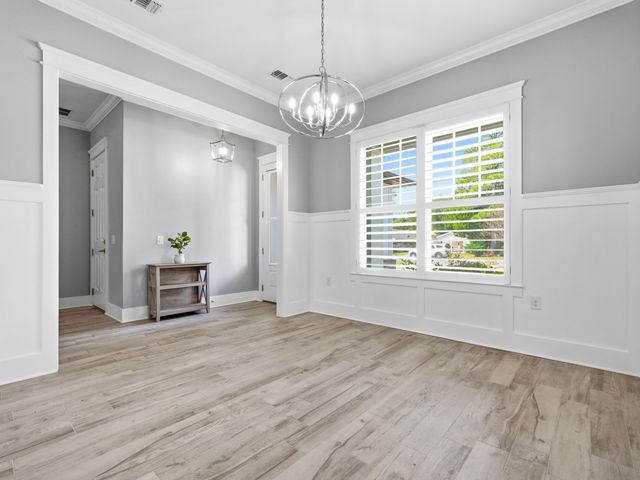 131 SE Magnolia Avenue, Fort Walton Beach, FL 32548