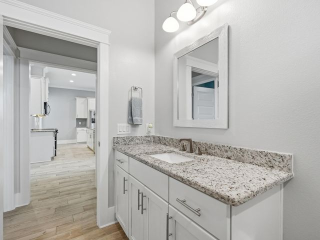 131 SE Magnolia Avenue, Fort Walton Beach, FL 32548