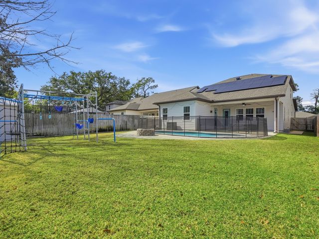 131 SE Magnolia Avenue, Fort Walton Beach, FL 32548