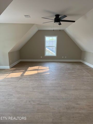 101- 110 Ken Lewis Way, Maryville, TN 37801