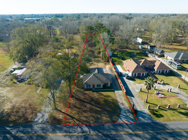 3850 Pope Rd, Zachary, LA 70791