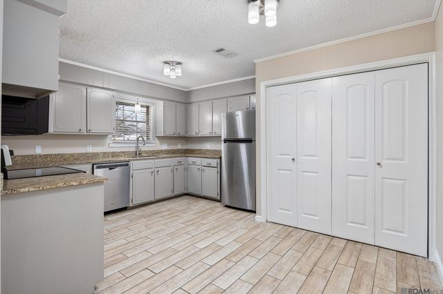 3850 Pope Rd, Zachary, LA 70791