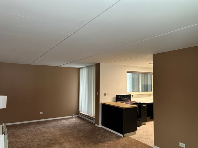 366 W Miner Street 2A, Arlington Heights, IL 60005