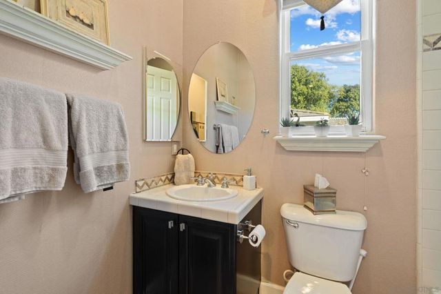 17117 Tallow Tree Lane, San Diego, CA 92127