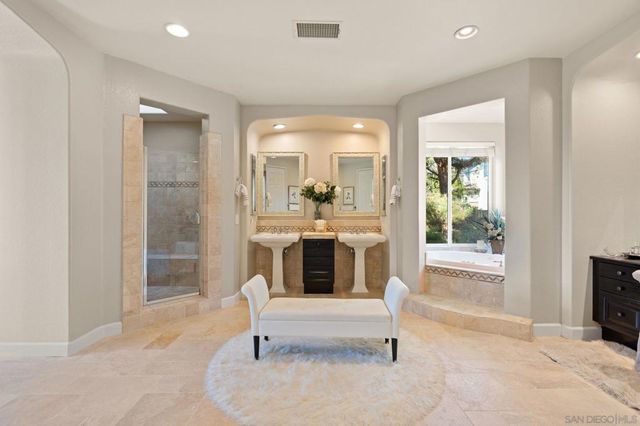 17117 Tallow Tree Lane, San Diego, CA 92127