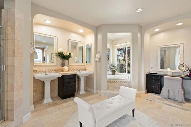 17117 Tallow Tree Lane, San Diego, CA 92127