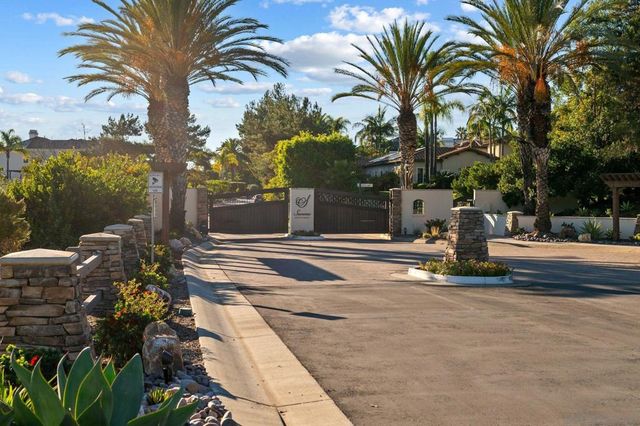 17117 Tallow Tree Lane, San Diego, CA 92127