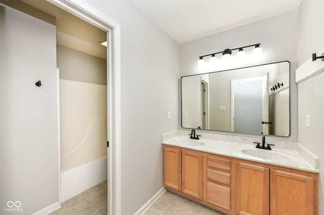 14505 Baldwin Lane, Carmel, IN 46032