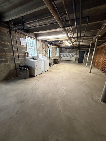 2242 Sherman Avenue 2, Evanston, IL 60201