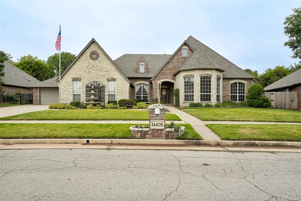 14405 Fossil Creek Lane, Oklahoma City, OK 73134