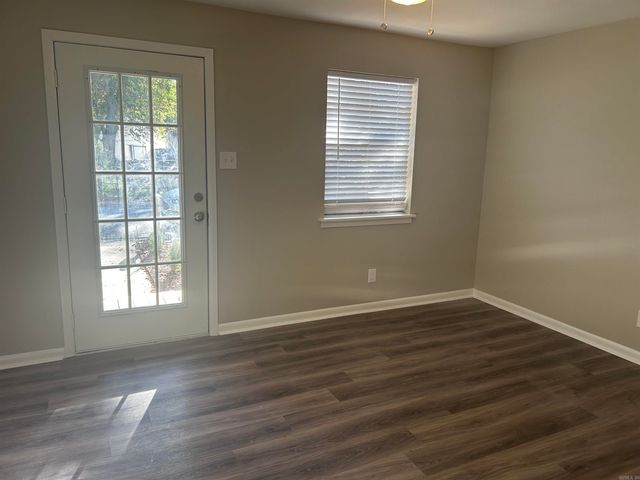 114 North Avenue, Jacksonville, AR 72076