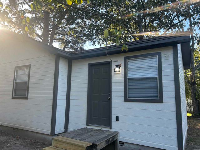 114 North Avenue, Jacksonville, AR 72076