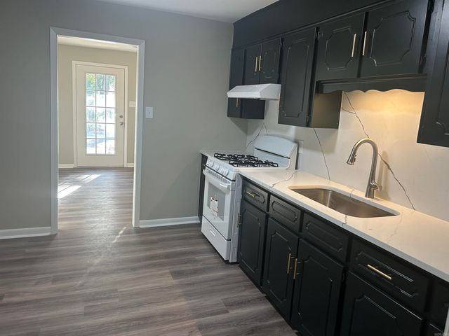 114 North Avenue, Jacksonville, AR 72076