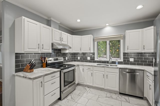 873 Forest Acres Dr, Nashville, TN 37220