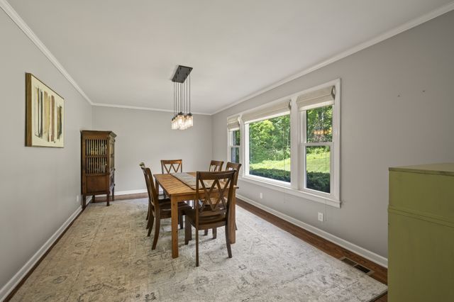 873 Forest Acres Dr, Nashville, TN 37220