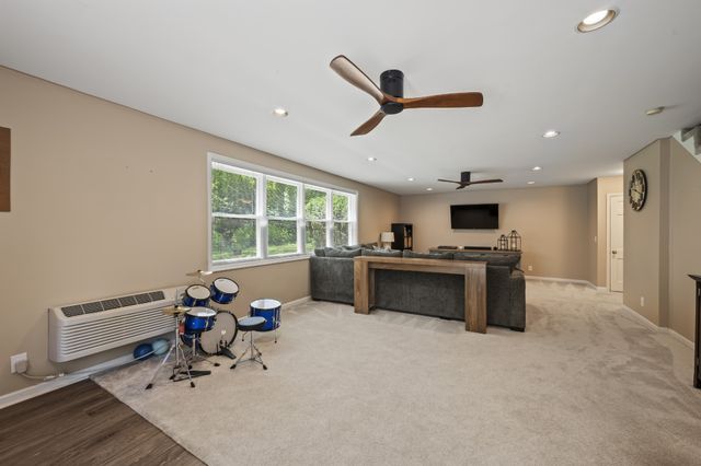 873 Forest Acres Dr, Nashville, TN 37220