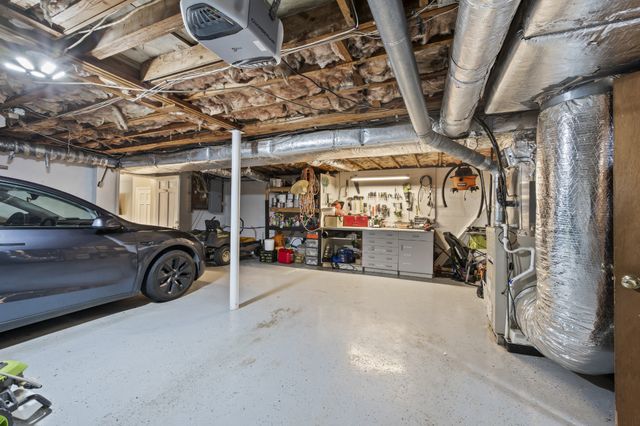 873 Forest Acres Dr, Nashville, TN 37220