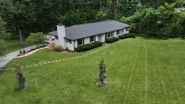 873 Forest Acres Dr, Nashville, TN 37220