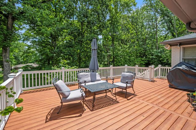 873 Forest Acres Dr, Nashville, TN 37220
