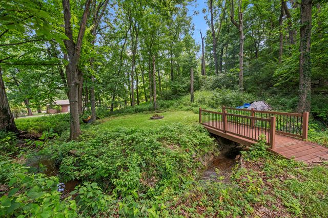 873 Forest Acres Dr, Nashville, TN 37220