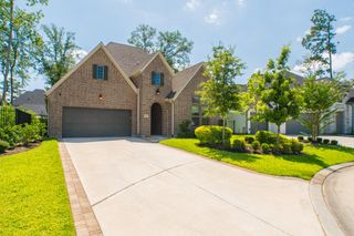 49 Cassena Grove Place, The Woodlands, TX 77375