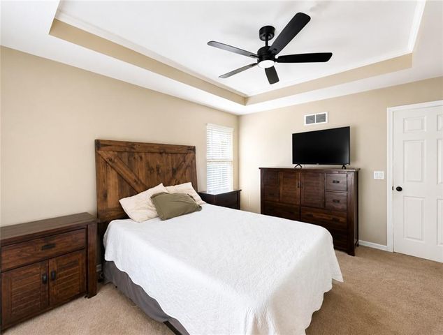 411 10th Street, Garden City, MO 64747