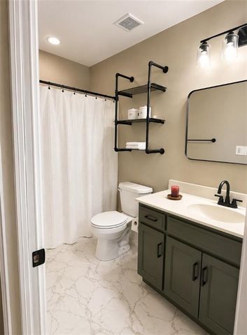 411 10th Street, Garden City, MO 64747