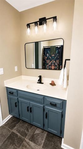 411 10th Street, Garden City, MO 64747