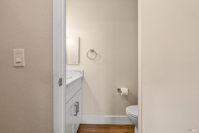 172 Cornell St, Windsor, CA 95492