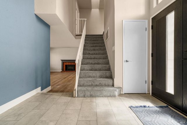 172 Cornell St, Windsor, CA 95492