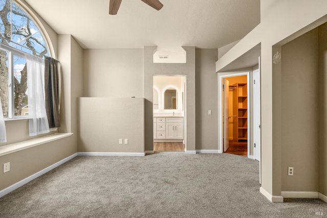 172 Cornell St, Windsor, CA 95492