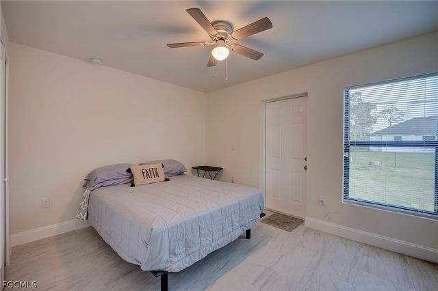 4712 3rd ST W, Lehigh Acres, FL 33971