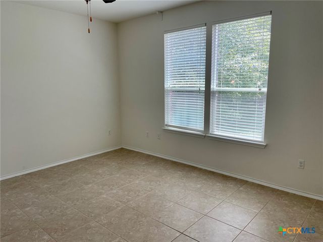 413 Hunters Hill Drive, San Marcos, TX 78666