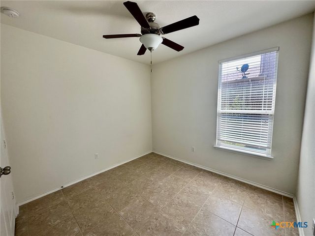 413 Hunters Hill Drive, San Marcos, TX 78666
