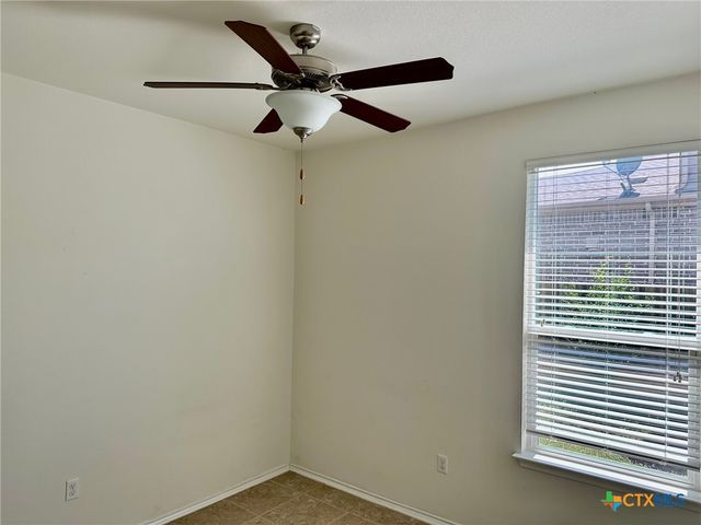 413 Hunters Hill Drive, San Marcos, TX 78666