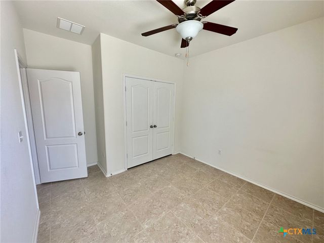 413 Hunters Hill Drive, San Marcos, TX 78666