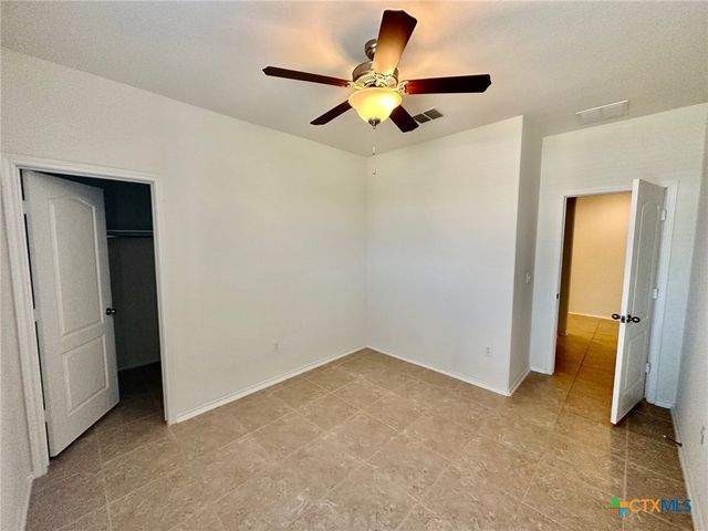 413 Hunters Hill Drive, San Marcos, TX 78666
