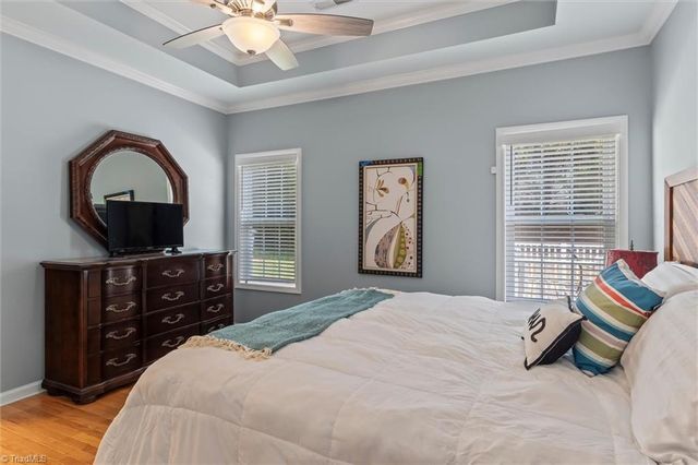 127 Brooks Landing Drive, Winston-salem, NC 27106