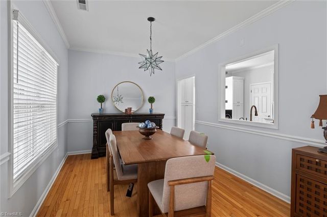 127 Brooks Landing Drive, Winston-salem, NC 27106