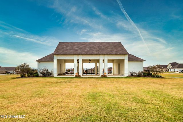 424 Aurora Circle, Canton, MS 39046