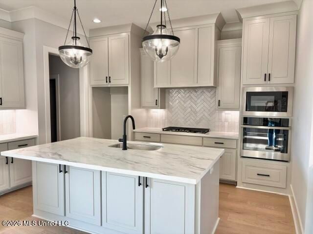 424 Aurora Circle, Canton, MS 39046